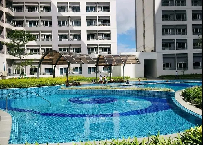 Hostel Grace Residences *